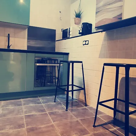 La Discretion By Connexion